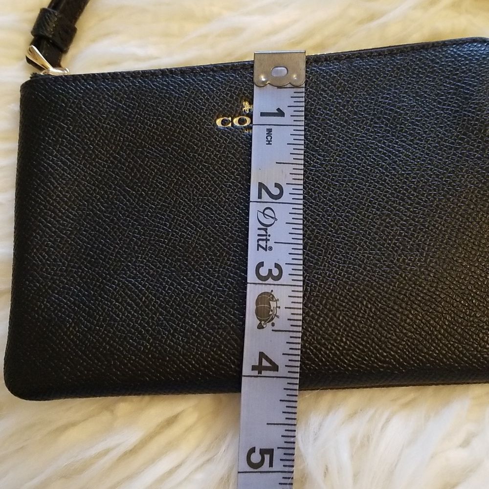 Coach black pebble leather pouch - Picture 11 of 13